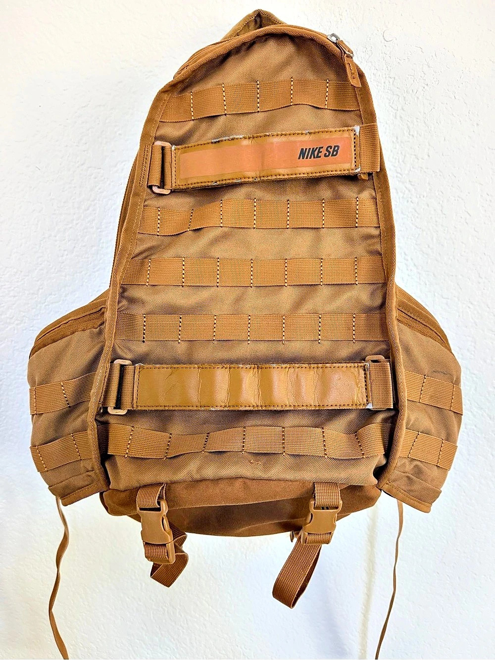 Nike SB RPM Backpack Brown & Pink